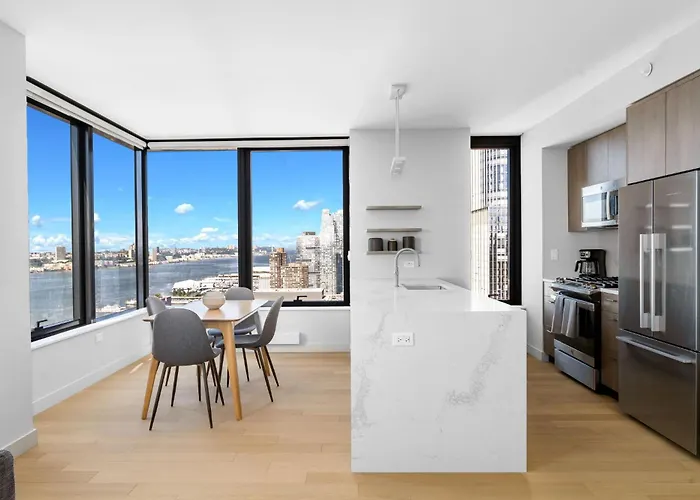 Modern Stylish 2Br 2Ba Apartment In Hudson Yard